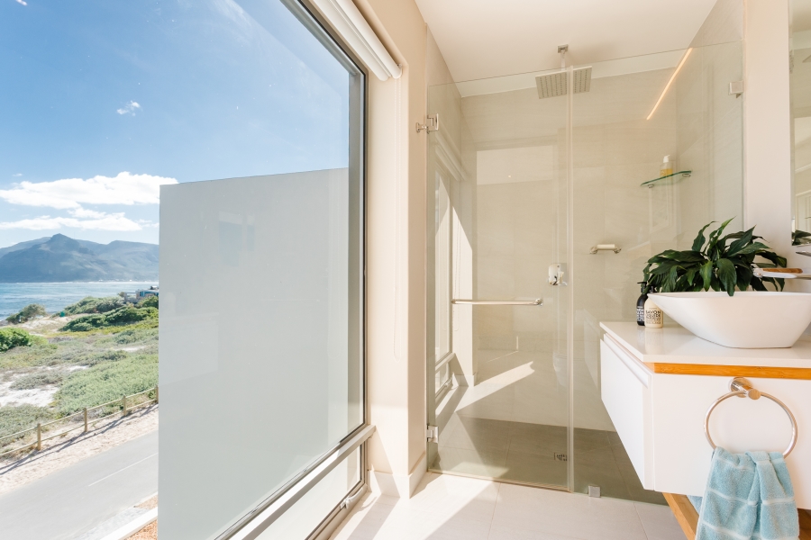 4 Bedroom Property for Sale in Kommetjie Western Cape